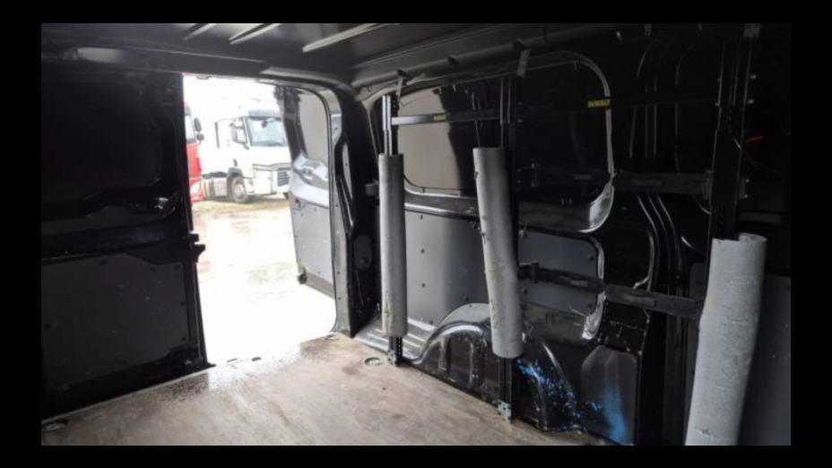 PEUGEOT Expert Expert 2.0 BlueHDi Long 3,0t Asphalt
