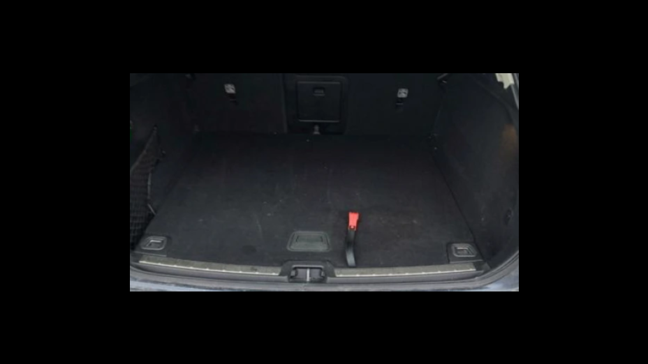 VOLVO XC60 XC60 B4 D AWD Plus Dark aut