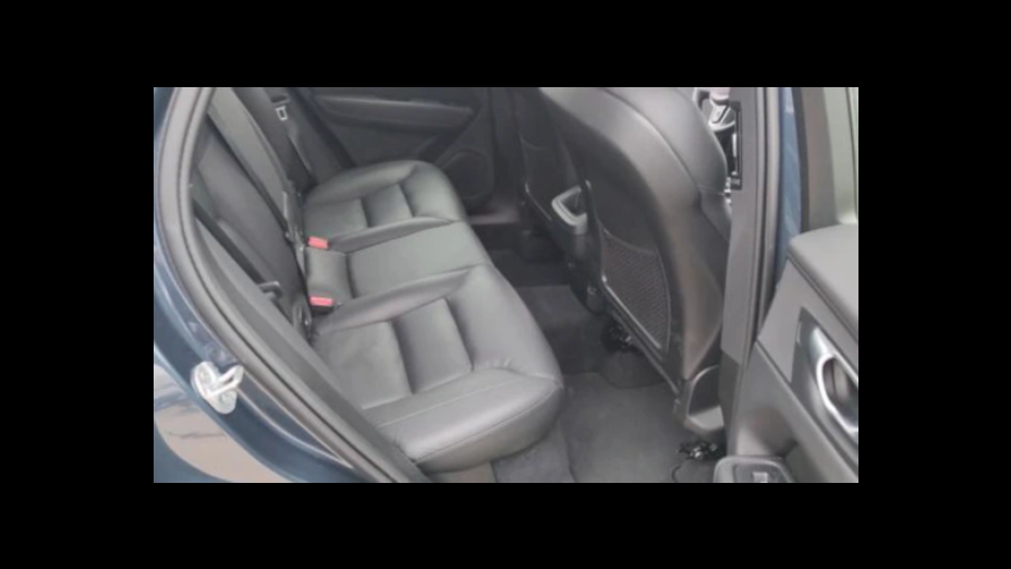 VOLVO XC60 XC60 B4 D AWD Plus Dark aut