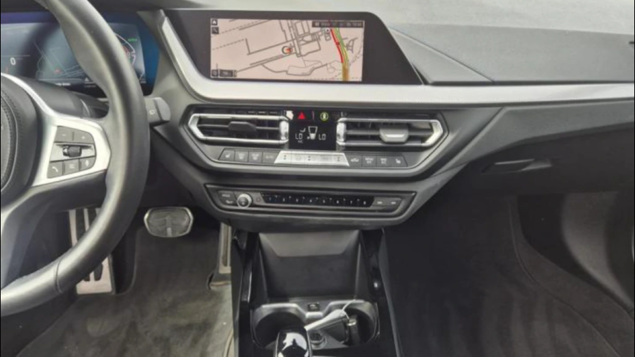 BMW Seria 1 116i M Sport aut
