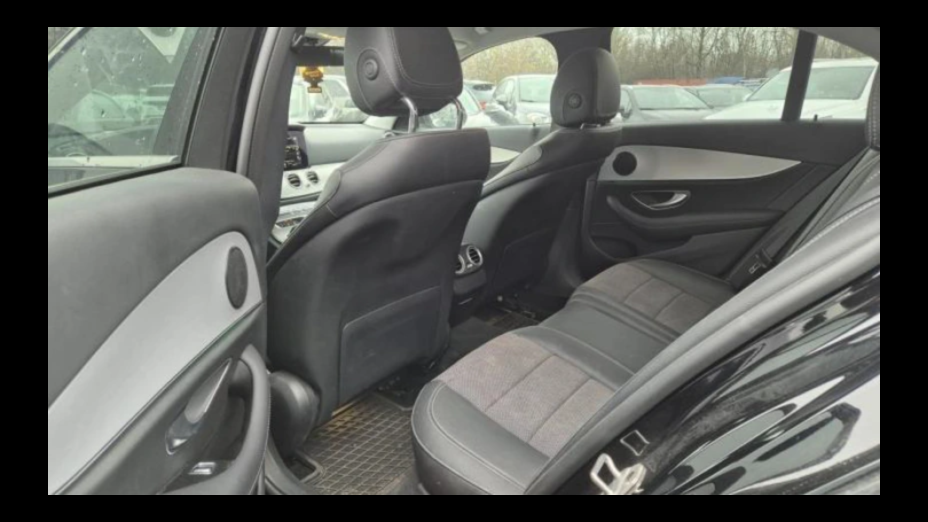MERCEDES-BENZ E Klasa E 220 d 4-Matic Avantgarde
