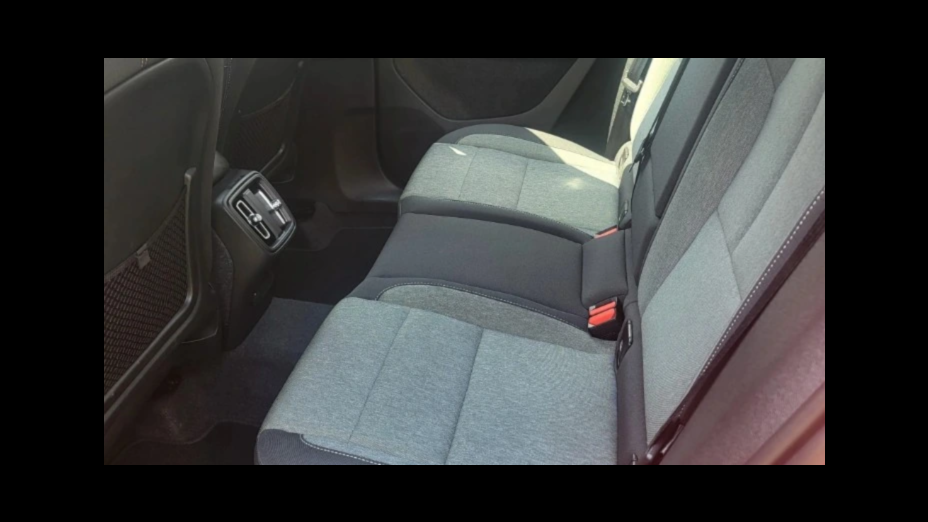 VOLVO XC40 XC40 B3 Plus Dark aut