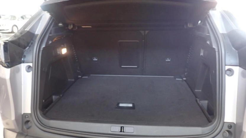 PEUGEOT 3008 3008 1.2 PureTech Allure Pack S&S EAT8
