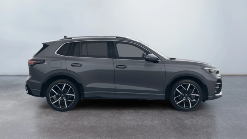 VOLKSWAGEN Tiguan Tiguan 2.0 TSI 4Mot. R-Line Plus DSG Nowy
