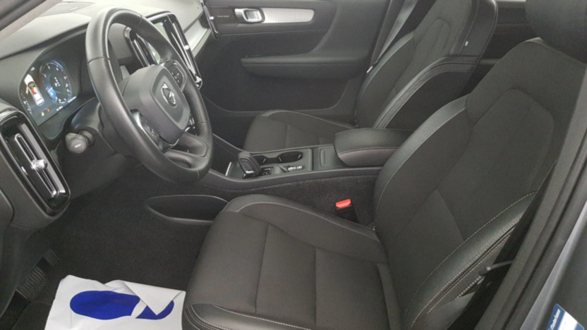 VOLVO XC40 XC40 D4 SCR AWD Momentum aut