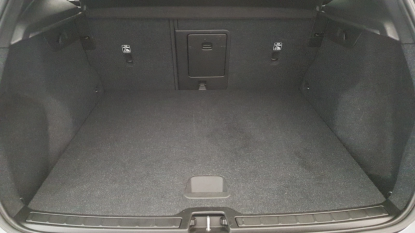 VOLVO XC40 XC40 D4 SCR AWD Momentum aut