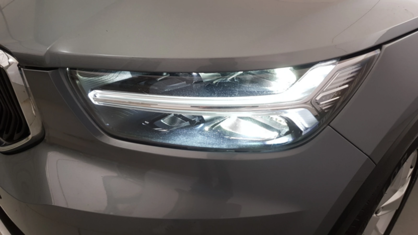 VOLVO XC40 XC40 D4 SCR AWD Momentum aut