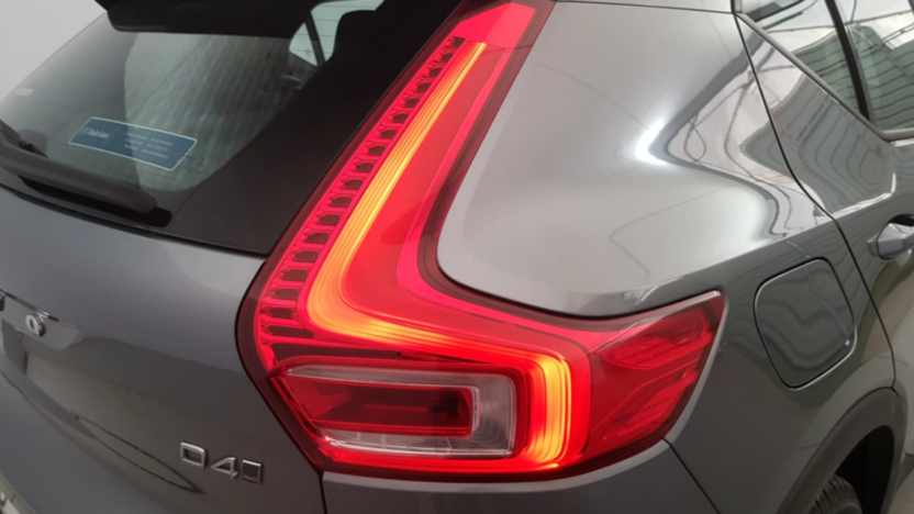 VOLVO XC40 XC40 D4 SCR AWD Momentum aut