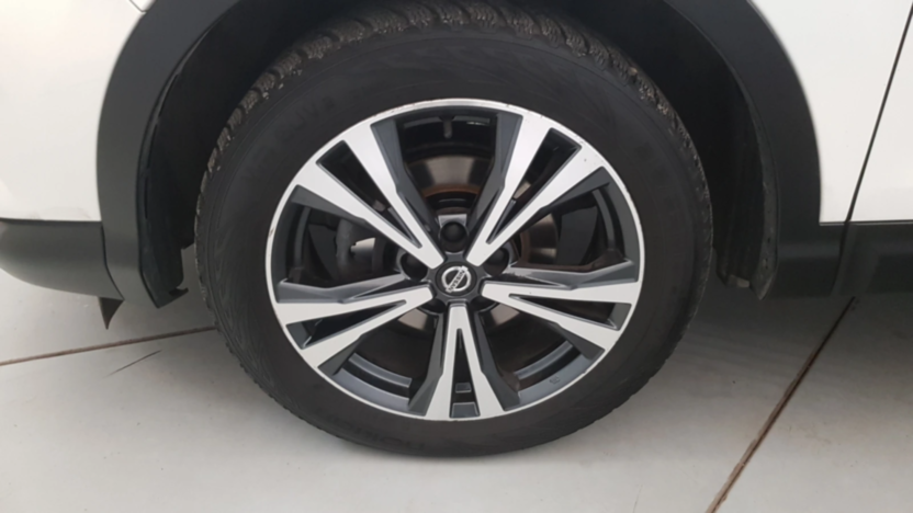 NISSAN Qashqai Qashqai 1.3 DIG-T N-Connecta DCT