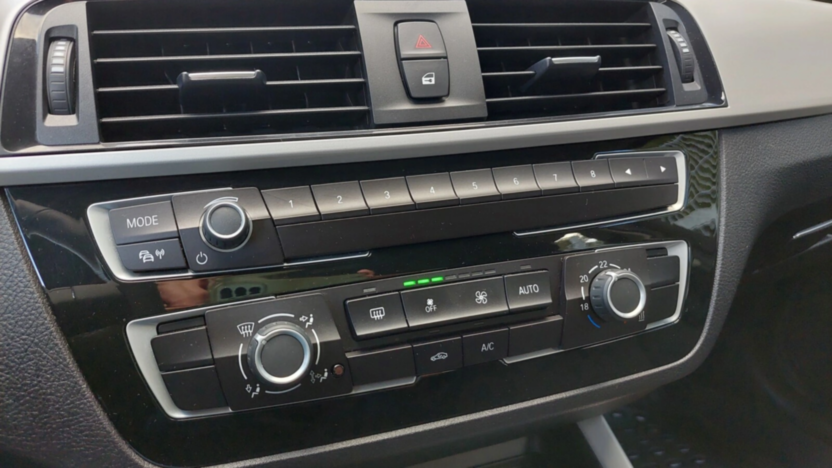 BMW Seria 1 118i GPF aut