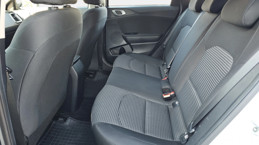 KIA Cee'd Ceed 1.6 CRDi SCR S