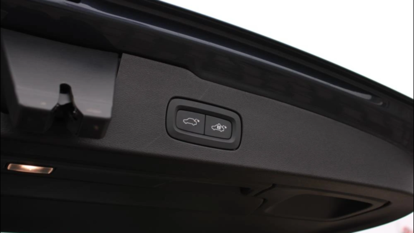 VOLVO V60 V60 B4 D Momentum Pro aut