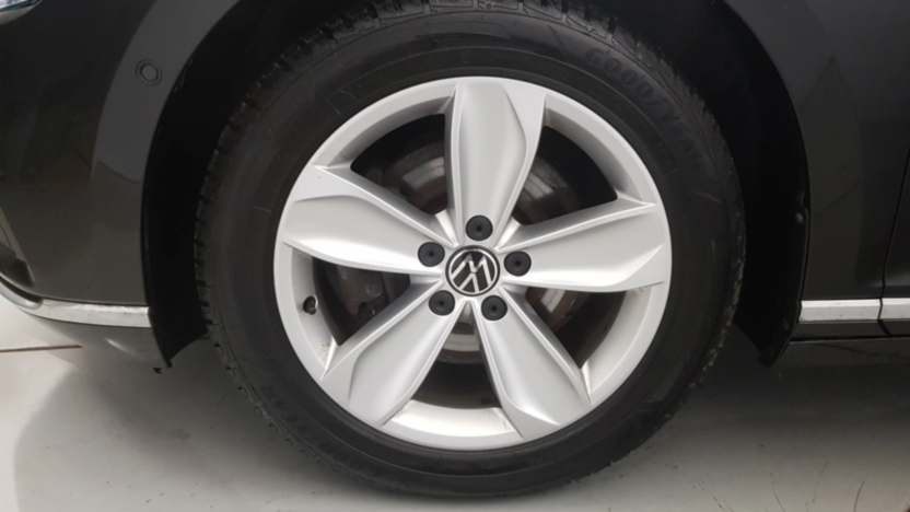 VOLKSWAGEN Passat Passat 2.0 TDI Elegance DSG