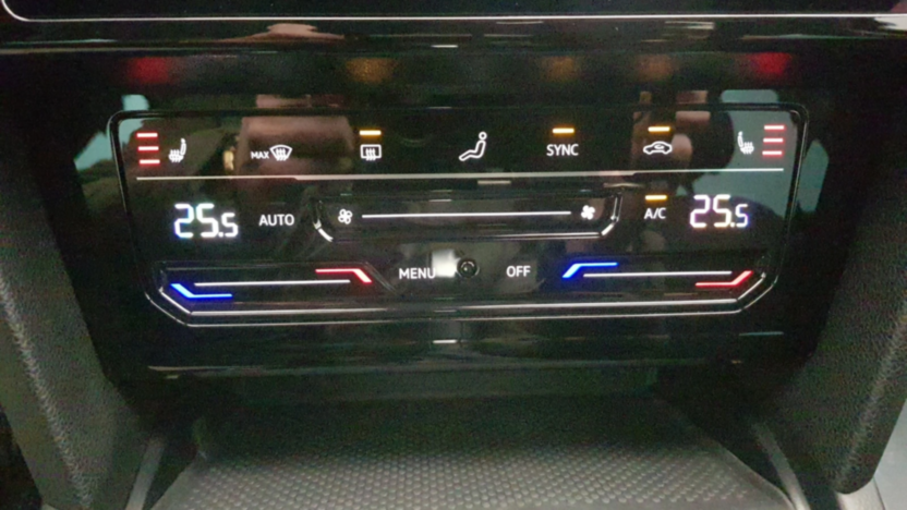 VOLKSWAGEN Passat Passat 2.0 TDI Elegance DSG
