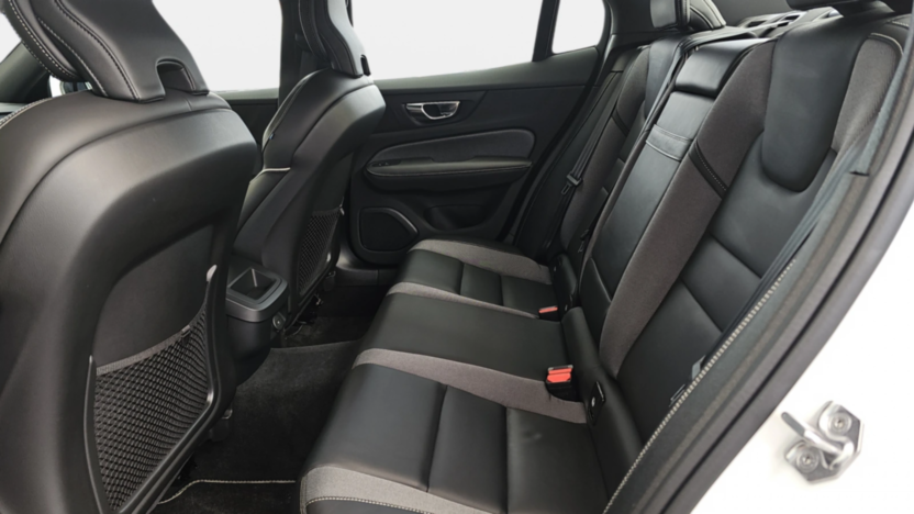 VOLVO S60 S60 B4 B R-Design aut