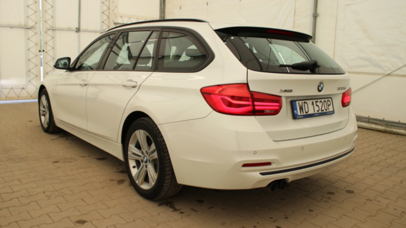 BMW Seria 3 320d xDrive Sport Line aut