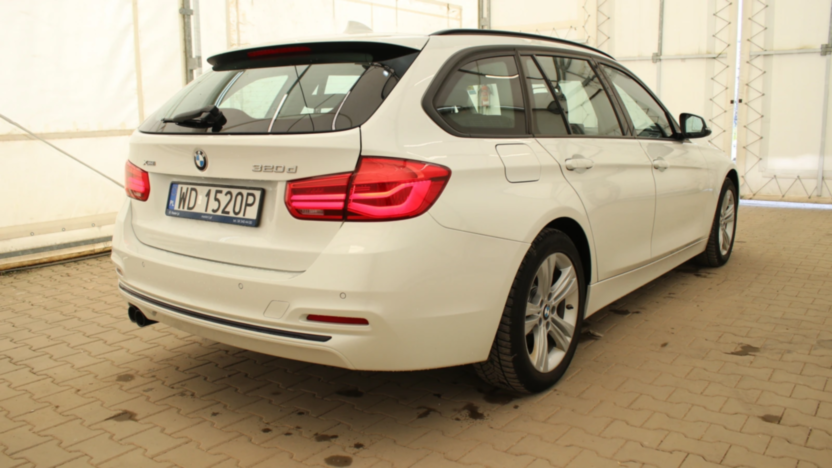 BMW Seria 3 320d xDrive Sport Line aut