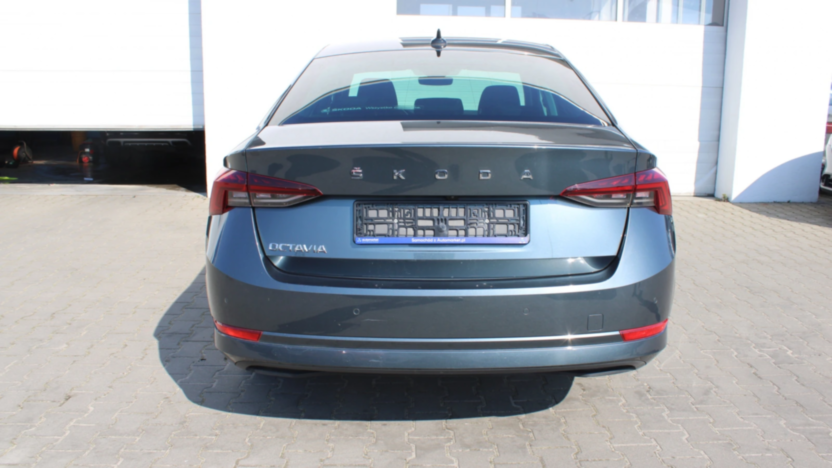 SKODA Octavia Octavia 2.0 TDI Ambition DSG