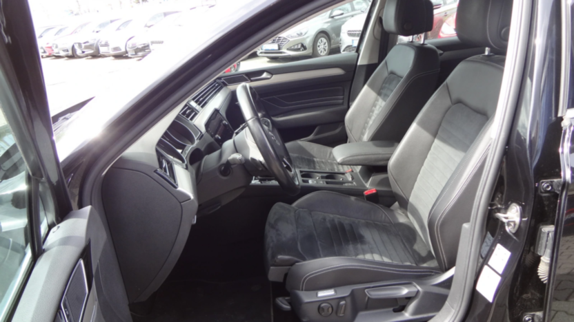 VOLKSWAGEN Passat Passat 2.0 TDI Elegance DSG