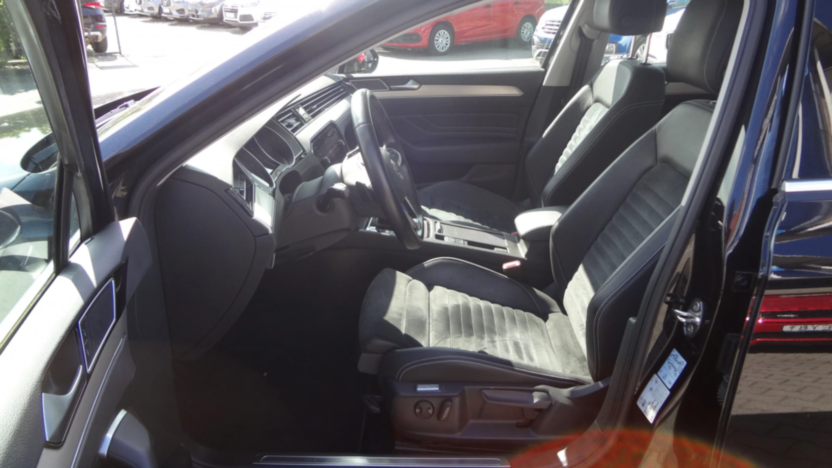 VOLKSWAGEN Passat Passat 2.0 TDI Elegance DSG