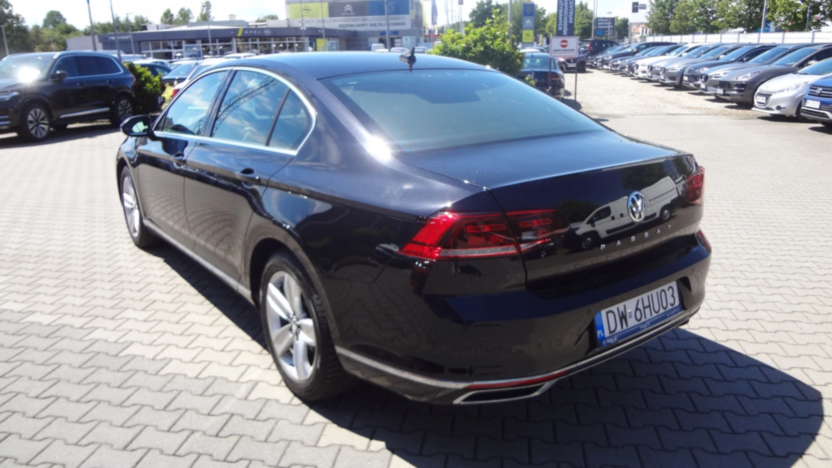 VOLKSWAGEN Passat Passat 2.0 TDI Elegance DSG