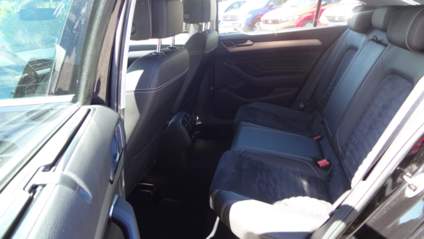 VOLKSWAGEN Passat Passat 2.0 TDI Elegance DSG