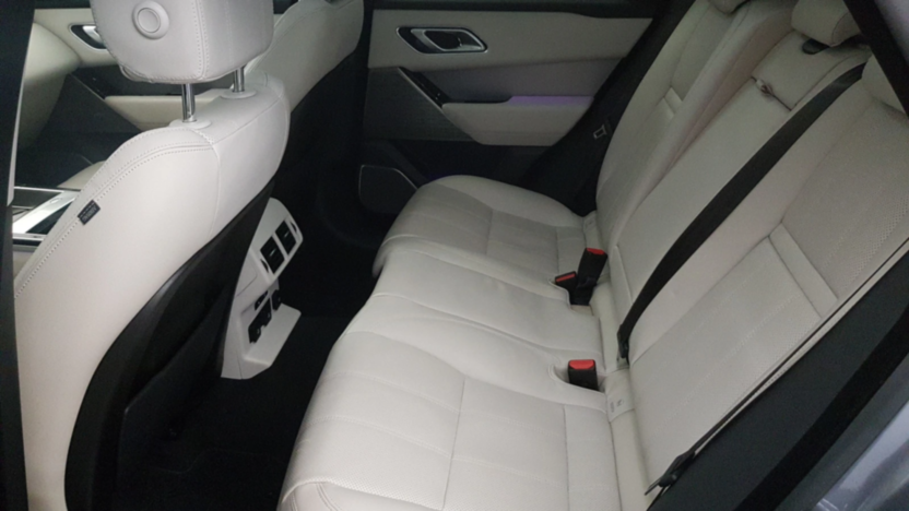 LAND ROVER Range Rover Velar Velar 2.0 SD4 R-Dynamic SE