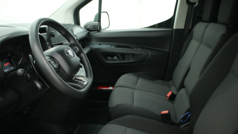 TOYOTA Proace City Proace City 1.2 D-4T Standard 2,3t Active Aut.