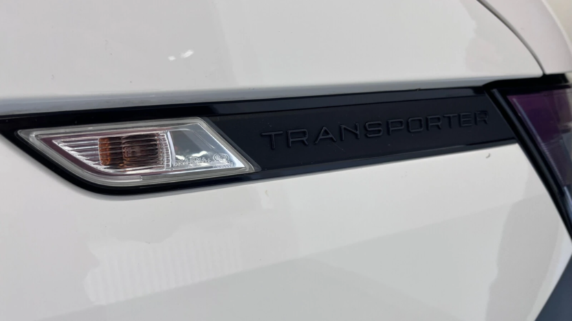 VOLKSWAGEN Transporter Transporter T6.1 TDI L2H1