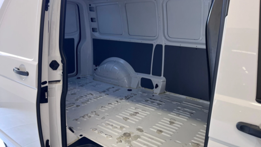 VOLKSWAGEN Transporter Transporter T6.1 TDI L2H1