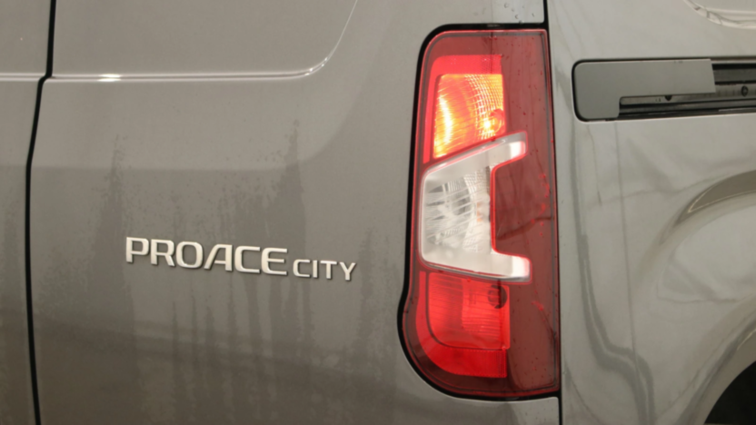 TOYOTA Proace City Proace City 1.2 D-4T Standard 2,3t Active Aut.