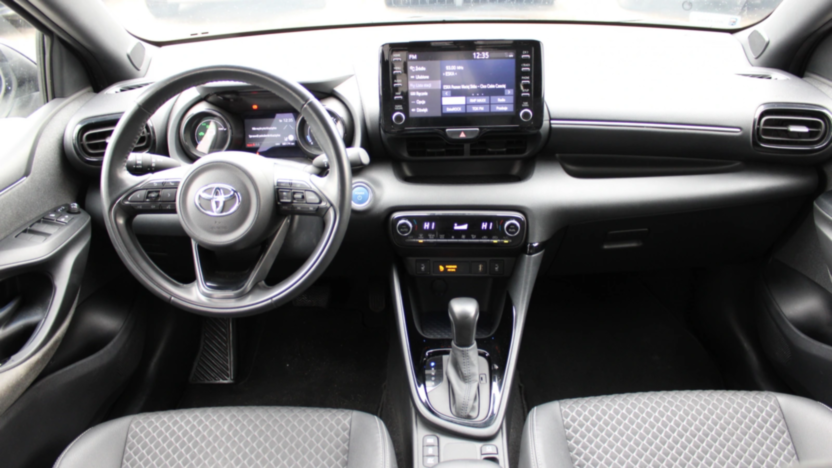 TOYOTA Yaris Yaris Hybrid 1.5 Selection Style