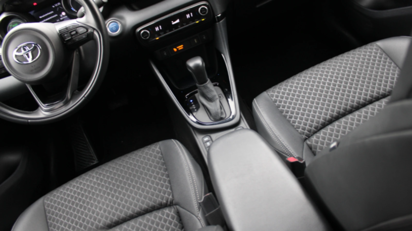 TOYOTA Yaris Yaris Hybrid 1.5 Selection Style