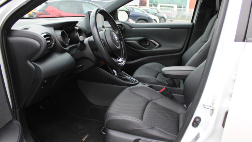 TOYOTA Yaris Yaris Hybrid 1.5 Selection Style