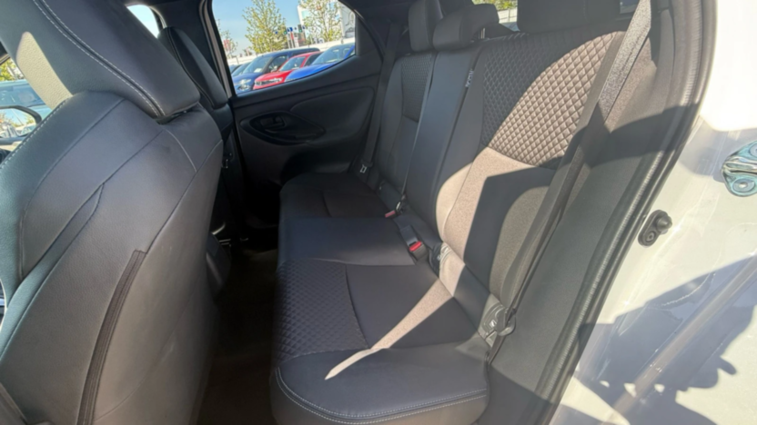 TOYOTA Yaris Yaris Hybrid 1.5 Selection Style