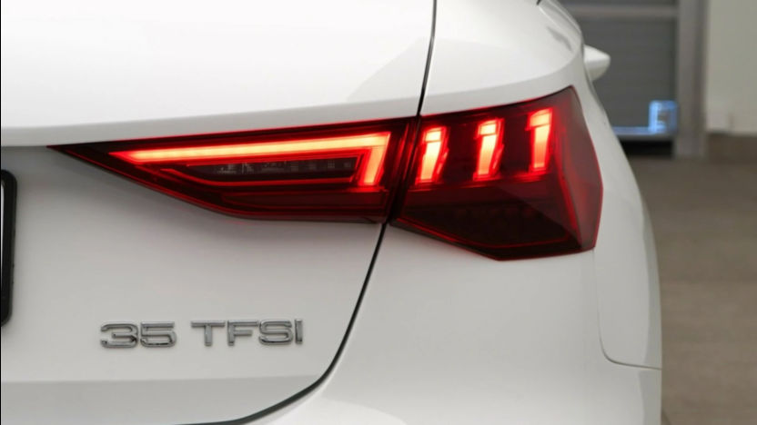 AUDI A3 A3 35 TDI Advanced S tronic