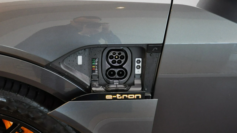 AUDI e-tron e-tron 55 Quattro S Line