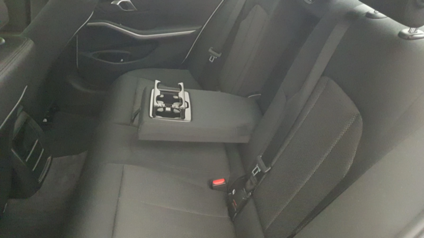 BMW Seria 3 318i aut