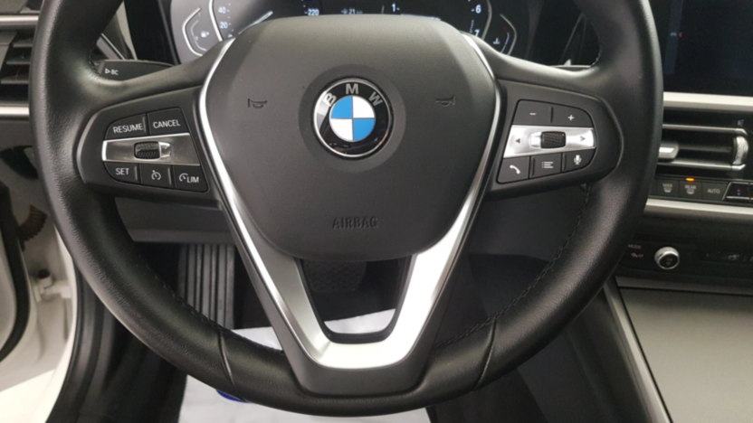 BMW Seria 3 318i aut