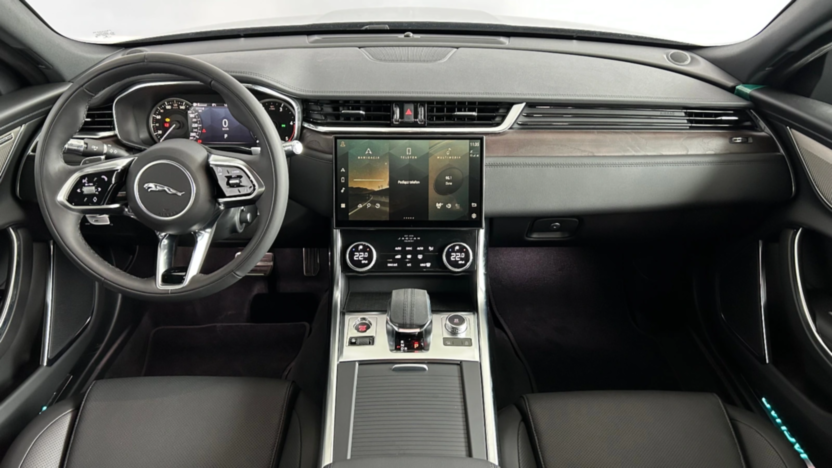 JAGUAR XF XF 2.0 D200 mHEV AWD SE