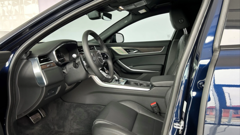 JAGUAR XF XF 2.0 D200 mHEV AWD SE