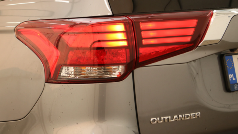 MITSUBISHI Outlander Outlander 2.0 Instyle SDA 4WD CVT