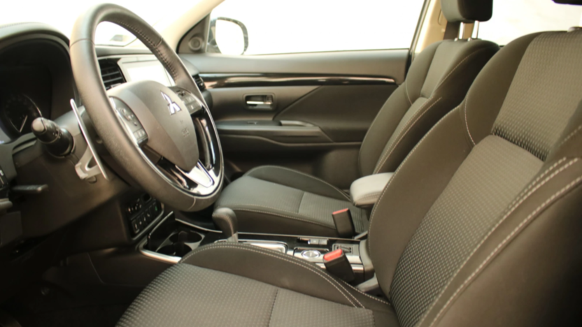 MITSUBISHI Outlander Outlander 2.0 Instyle SDA 4WD CVT