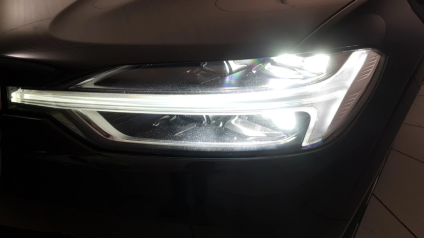 VOLVO XC60 XC60 D4 Momentum Pro aut