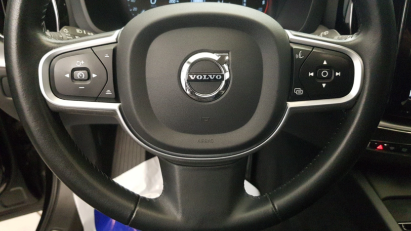 VOLVO XC60 XC60 D4 Momentum Pro aut