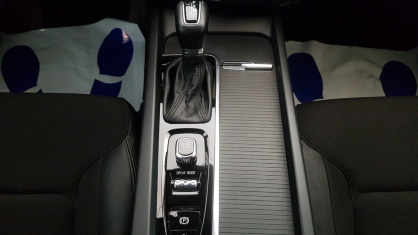 VOLVO XC60 XC60 D4 Momentum Pro aut