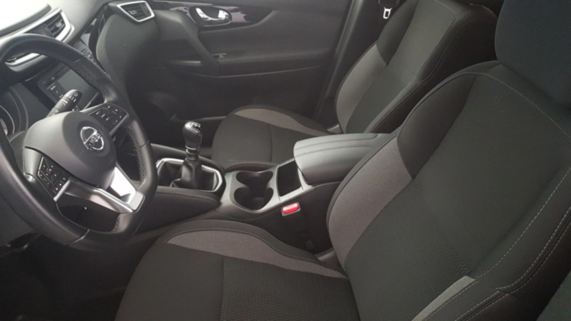 NISSAN Qashqai Qashqai 1.3 DIG-T Acenta