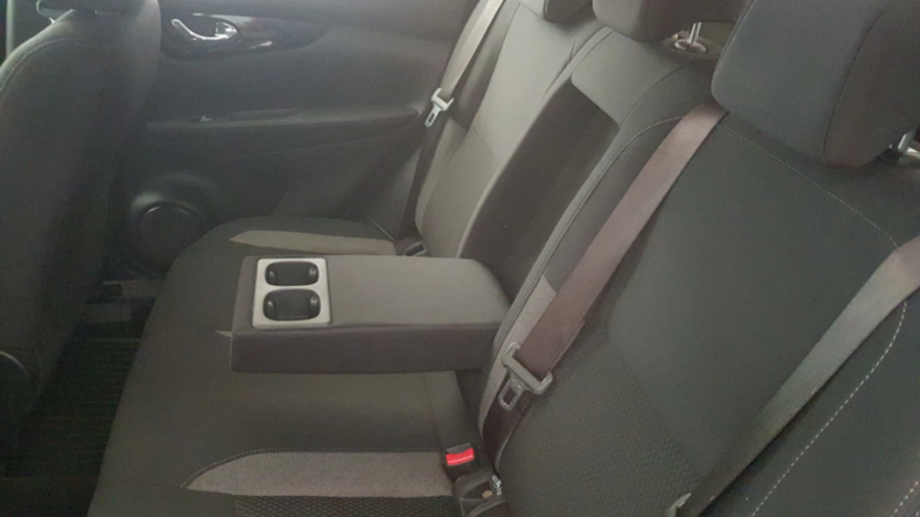 NISSAN Qashqai Qashqai 1.3 DIG-T Acenta