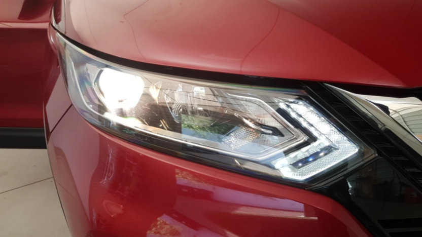 NISSAN Qashqai Qashqai 1.3 DIG-T Acenta