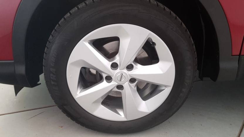 NISSAN Qashqai Qashqai 1.3 DIG-T Acenta